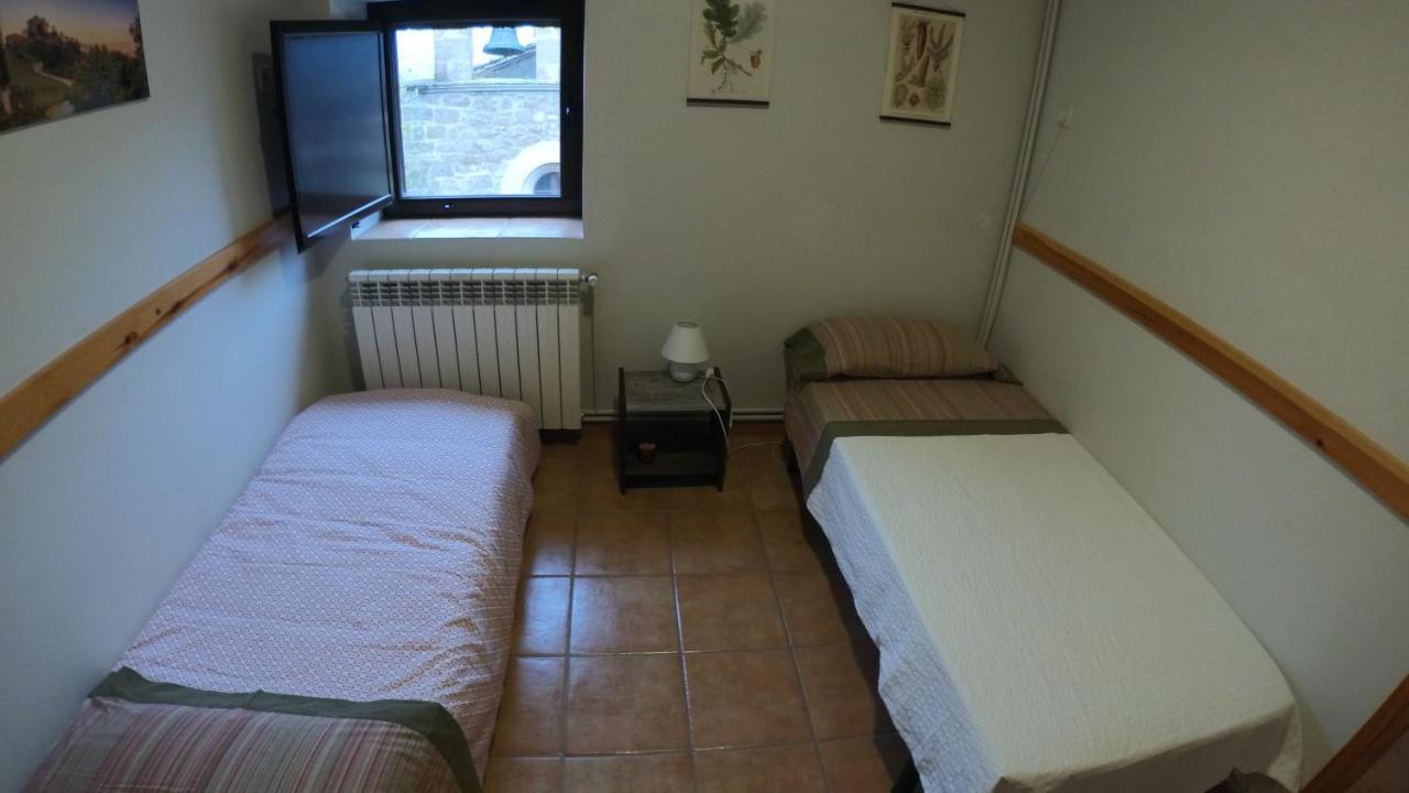 Castell De Ceuro. Hotel Rural Ogern 外观 照片