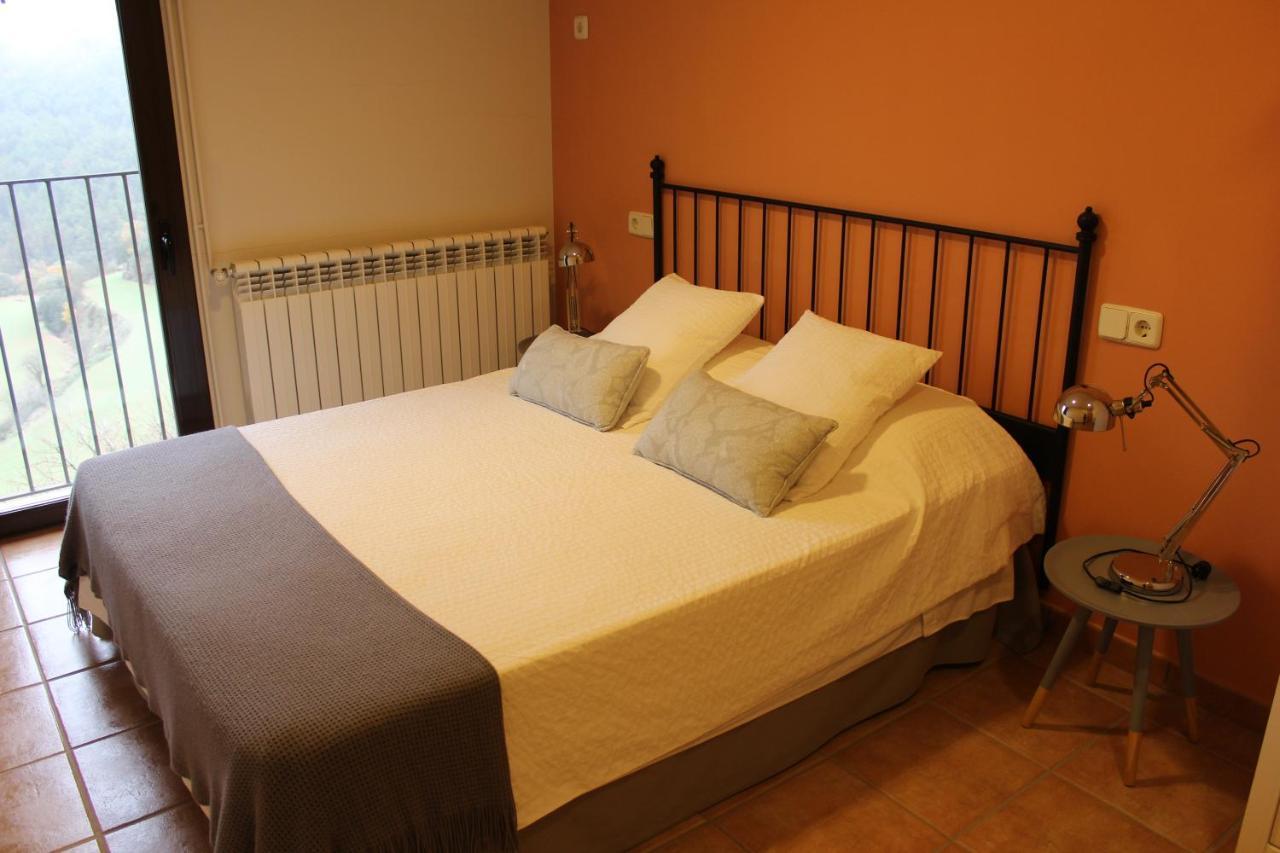 Castell De Ceuro. Hotel Rural Ogern 外观 照片